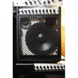 SR Technology Bass Fidelity 10" combo amplificatore per basso 300w PRODOTTO  IN OFFERTA